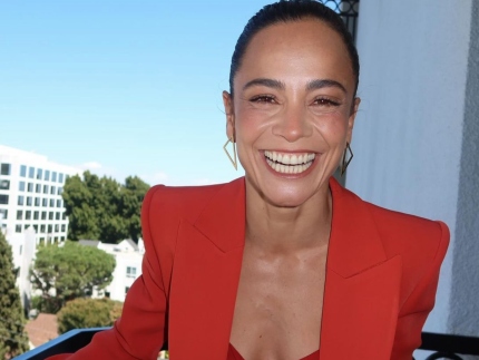 Disney divulga 1ª imagem de Alice Braga em “No Jardim do Ogro”