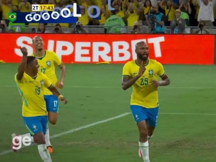 Gol atrasado? Entenda o delay entre transmissões da TV aberta e do streaming